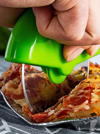 Kitchen Gadgets Pizza Wheel Knife