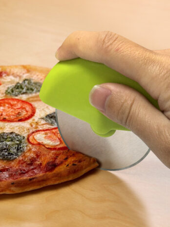 Kitchen Gadgets Pizza Wheel Knife